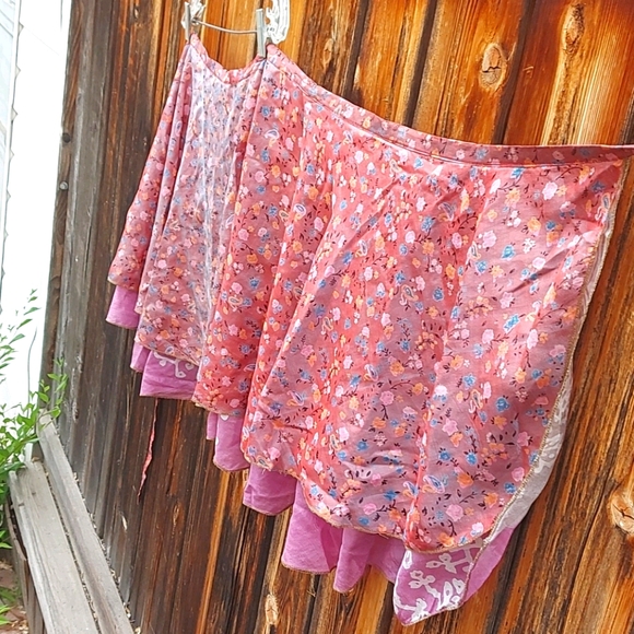 100% silk mini floral wrap skirt - Picture 9 of 13